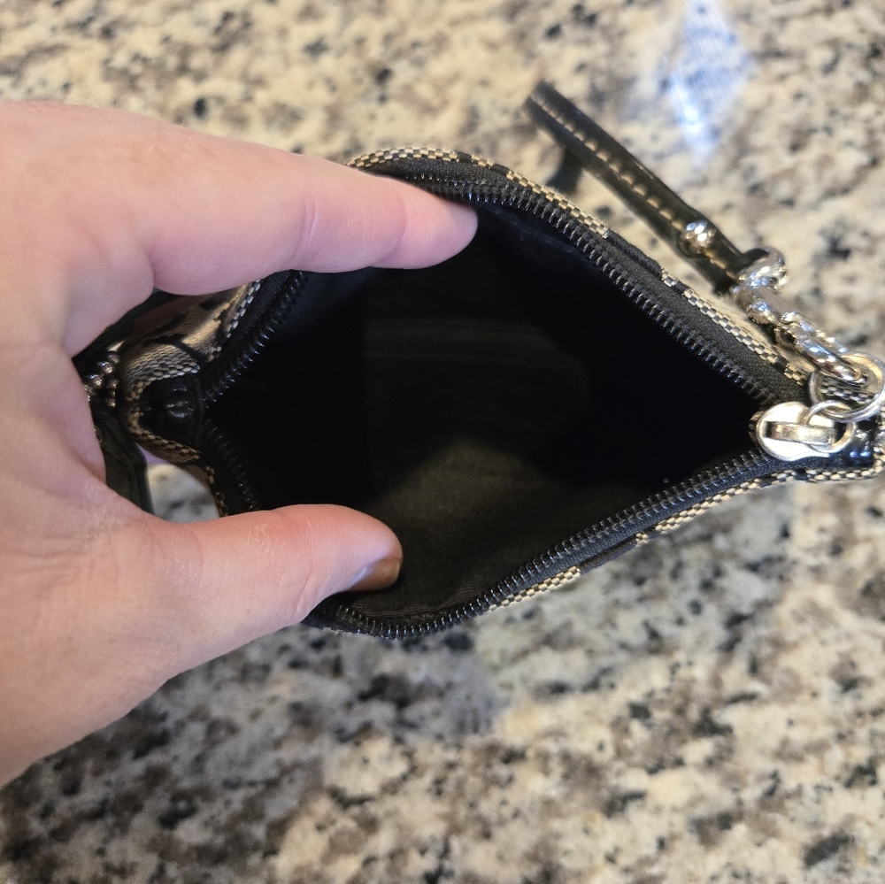 Coach Black and Cream Wristlet - Picture 5 of 5